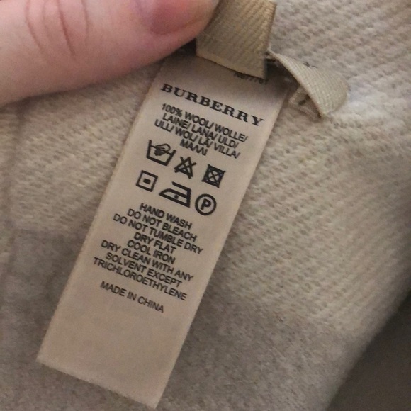 Burberry wool snood scarf - Picture 2 of 8